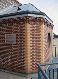 Klinkerwerk des neuen Pegelhaus